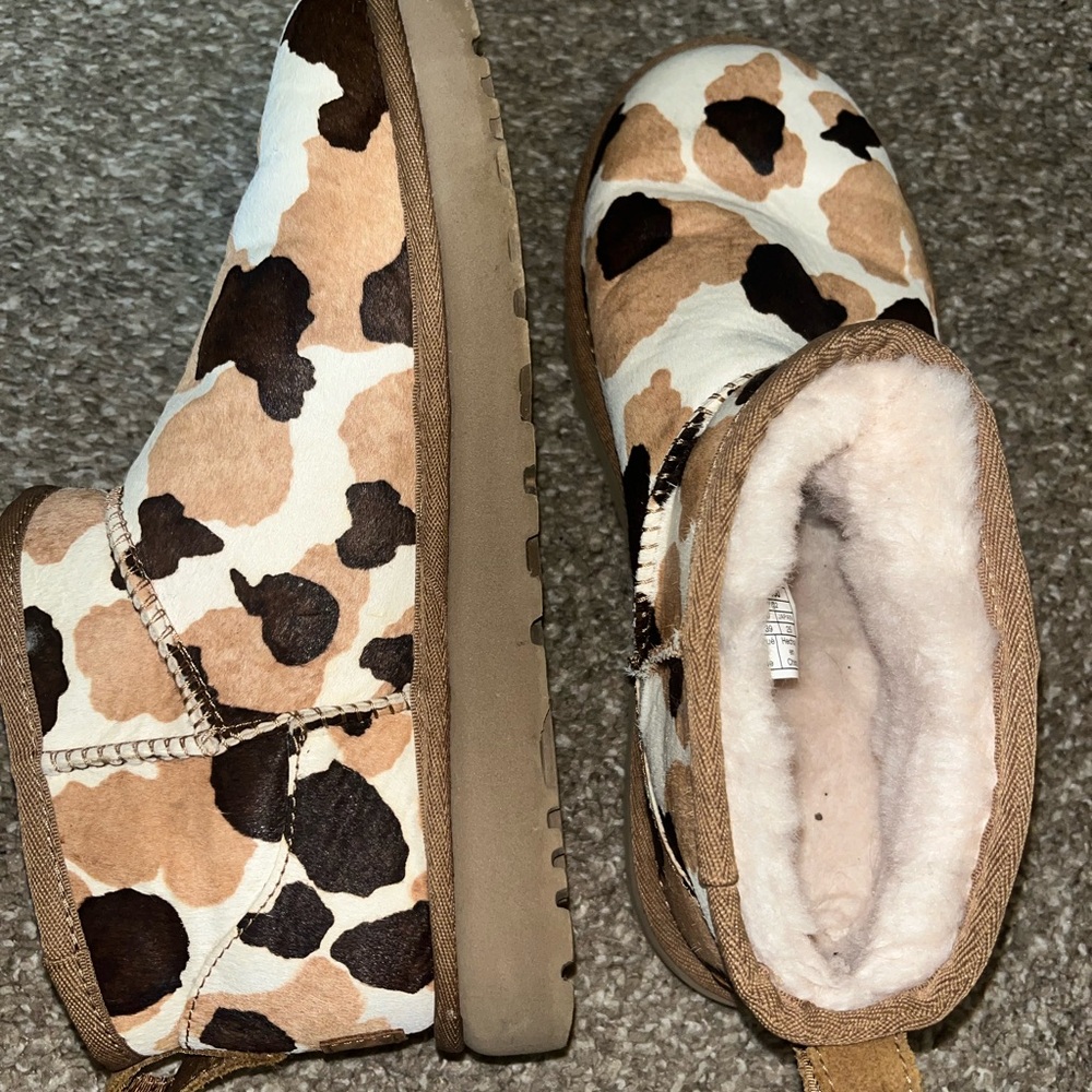 UGG Mini Cow Print